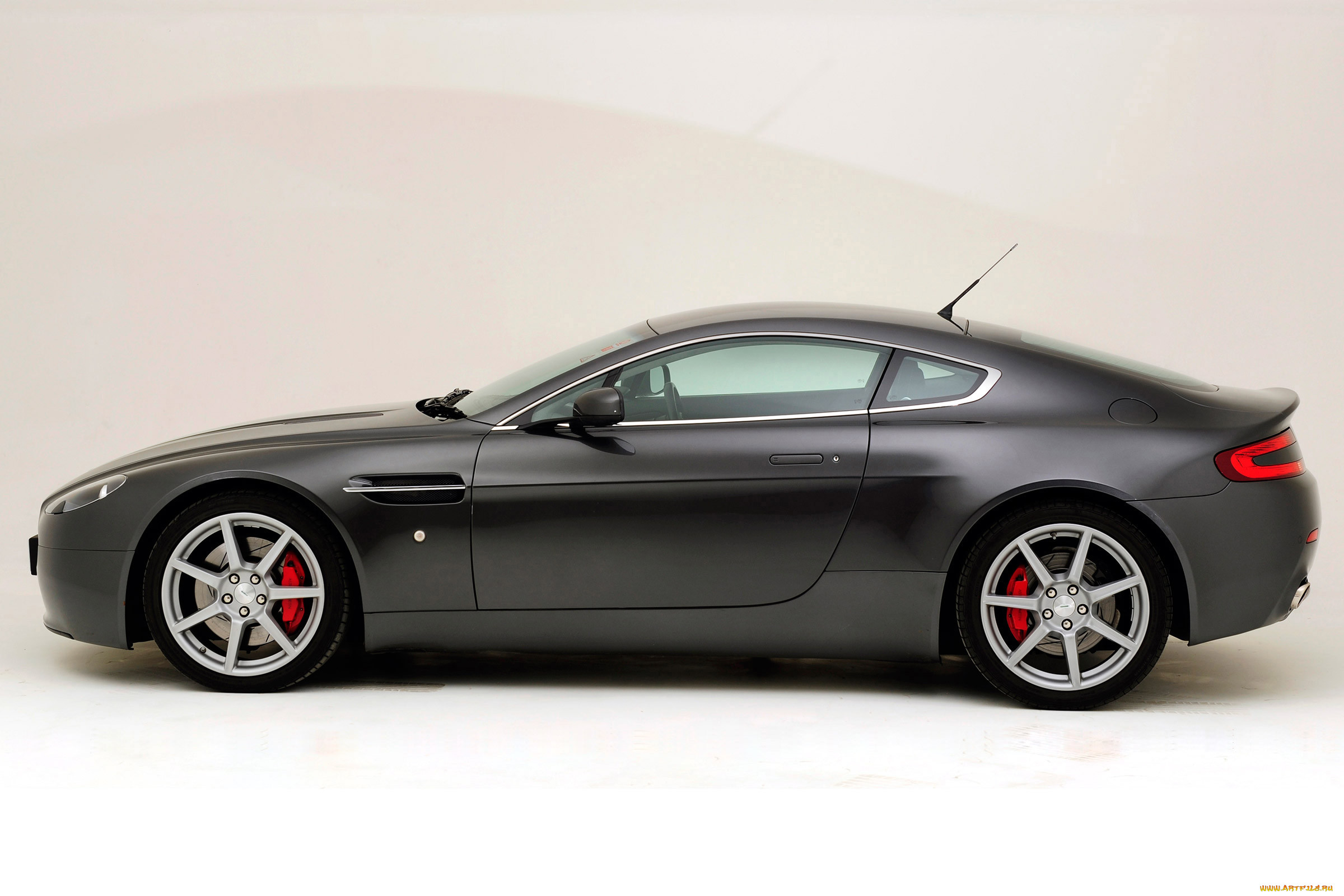 , aston martin, aston, martin, v8, uk-spec, vantage